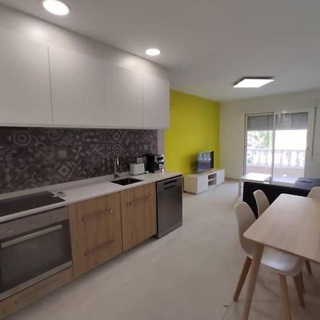 Acogedor Apartamento A 100 Mtr De La Playa, 1 Dormitorio Y Salon Con Sofa Cama Oropesa del Mar Exterior photo
